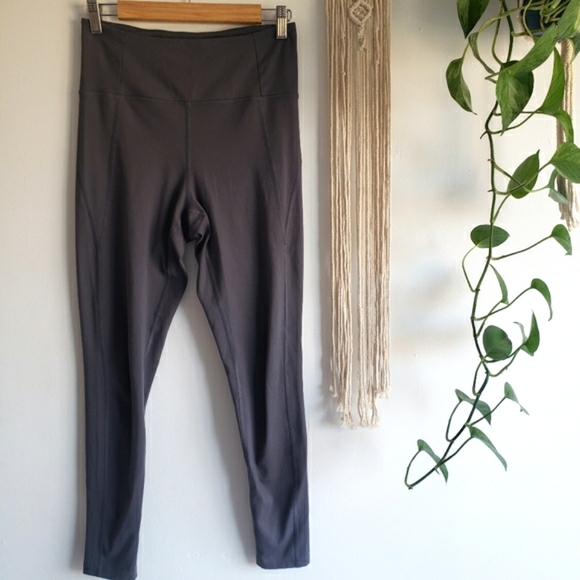 Girlfriend Collective Dark Grey High Rise Leggings Medium Compressive - Picture 4 of 13